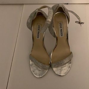 Steve Madden silver high heels size 6